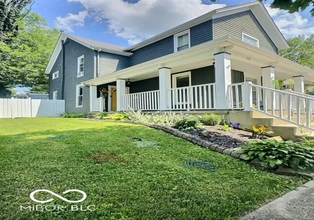 Homes for sale in Knightstown, IN | 117 S Washington St, Knightstown, IN 46148 | MLS# 22111098