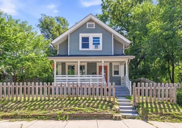 1st image of 247 N Oakland Ave, Indianapolis, IN 46201 | MLS# 22111104