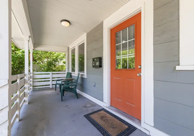 3rd image of 247 N Oakland Ave, Indianapolis, IN 46201 | MLS# 22111104