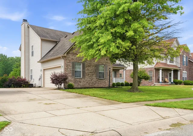 Photo 3 of Single family home for sale at 8353 Tilly Ml Ln, Indianapolis, IN 46278 | MLS# 22111106 | Listing updated on 2026-09-06