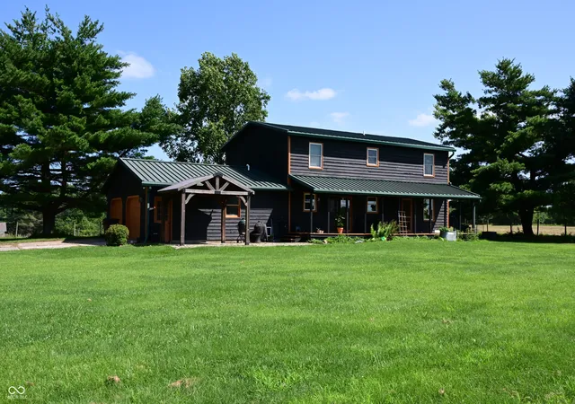 Homes for sale in Freetown, IN | 7656 S Becks Grove Rd, Freetown, IN 47235 | MLS# 22111125