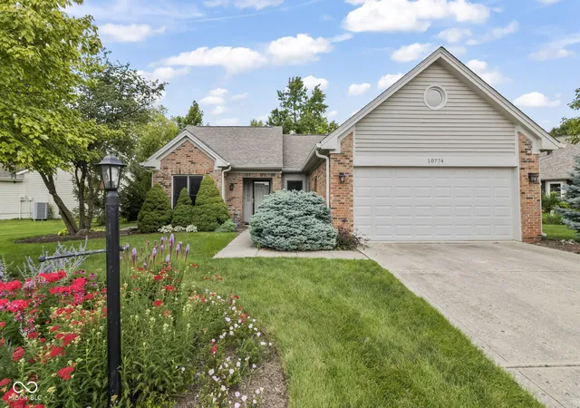 Homes for sale in Indianapolis, IN | 10774 Chesapeake Dr N, Indianapolis, IN 46236 | MLS# 22111126