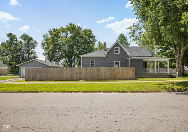 Homes for sale in Lebanon, IN | 825 N West St, Lebanon, IN 46052 | MLS# 22111128