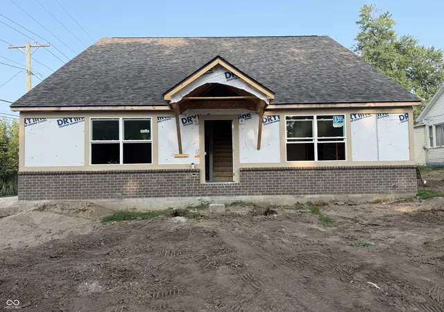 Photo 1 of Single family home for sale at 150 N Colfax St, Martinsville, IN 46151 | MLS# 22111129 | Listing updated on 2026-07-20