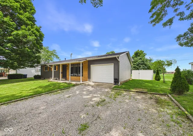 Homes for sale in Middletown, IN | 850 Progress St, Middletown, IN 47356 | MLS# 22111154