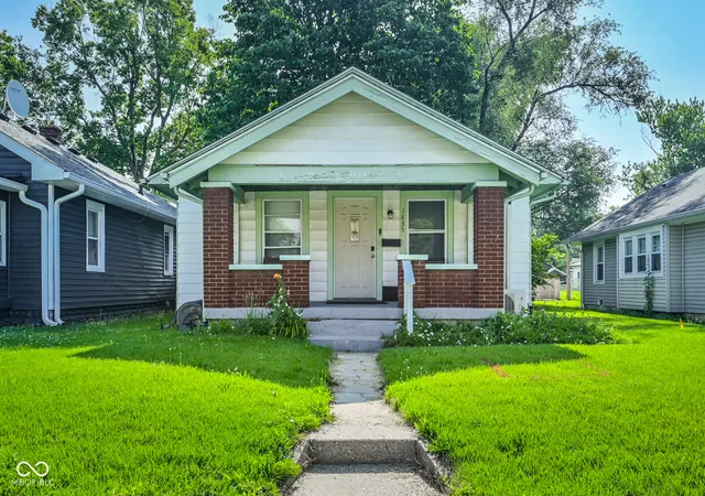 Photo 1 of Sale Pending at 1835 N Harding St, Indianapolis, IN 46202 | MLS# 22111168 | Listing updated on 2026-09-25