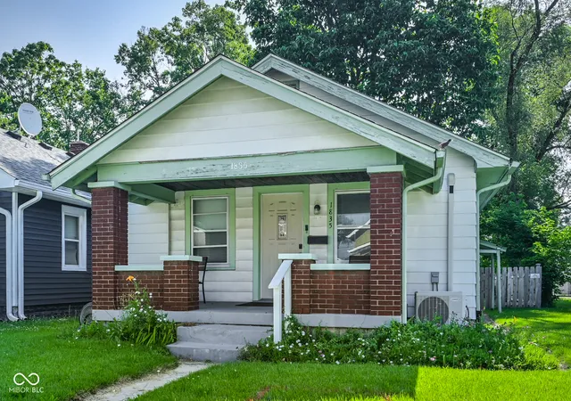 Photo 3 of Sale Pending at 1835 N Harding St, Indianapolis, IN 46202 | MLS# 22111168 | Listing updated on 2026-09-25