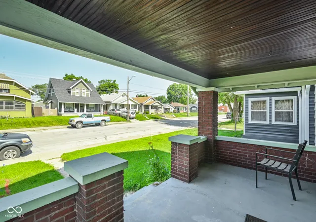 Photo 3 of Sale Pending at 1835 N Harding St, Indianapolis, IN 46202 | MLS# 22111168 | Listing updated on 2026-09-25