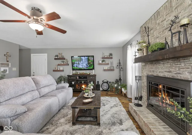Single family home for sale at 1223 Stave Oak Ct, Beech Grove, IN 46107 | MLS# 22111172 | Listing updated on 2026-10-02