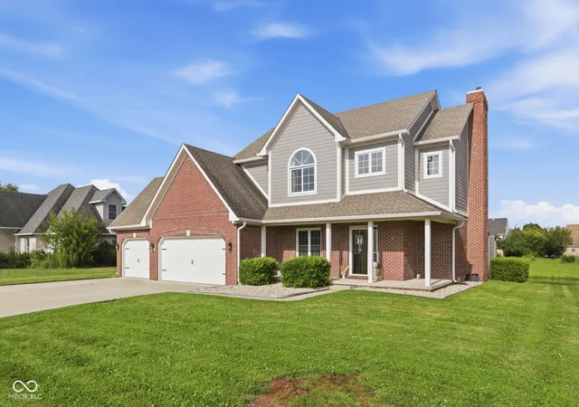 Homes for sale in Greenfield, IN | 1356 N Westminster Ct, Greenfield, IN 46140 | MLS# 22111191