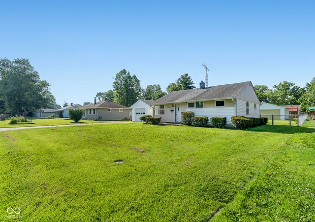 4th image of 3117 31St St, Columbus, IN 47203 | MLS# 22111195
