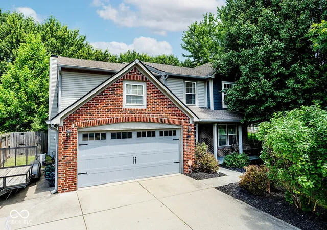1st image of 111 Oakview Dr, Mooresville, IN 46158 | MLS# 22111205