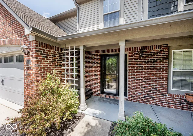 2nd image of 111 Oakview Dr, Mooresville, IN 46158 | MLS# 22111205
