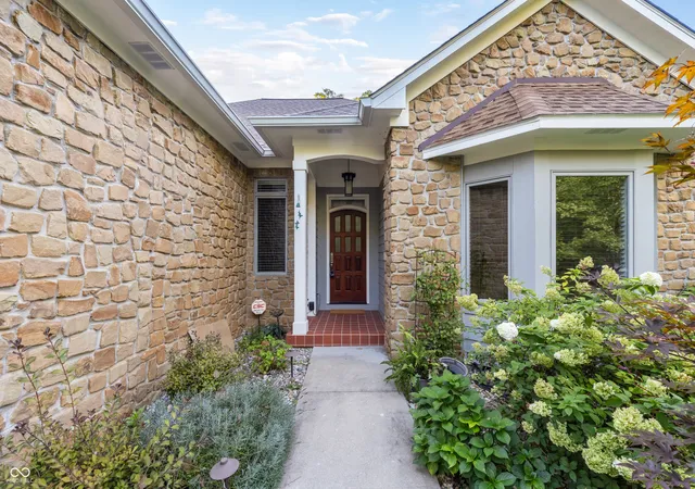 3rd image of 8069 Middle Bay Ln, Indianapolis, IN 46236 | MLS# 22111212