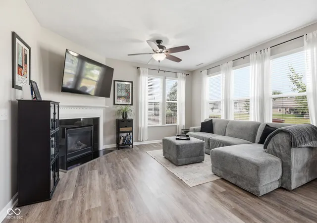 2nd image of 15120 Atkinson Dr, Noblesville, IN 46060 | MLS# 22111216