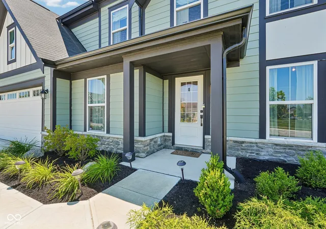 Photo 3 of Sale Pending at 6501 Teakwood Way, Mc Cordsville, IN 46055 | MLS# 22111234 | Listing updated on 2026-08-27