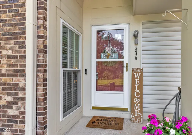 Photo 2 of Condo for sale at 2458 Chaseway Ct, Indianapolis, IN 46268 | MLS# 22111250 | Listing updated on 2026-08-27