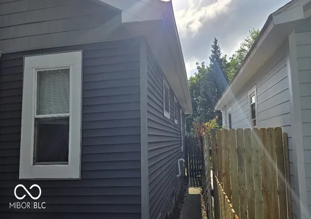 Photo 4 of Single family home for sale at 1133 S Randolph St, Indianapolis, IN 46203 | MLS# 22111253 | Listing updated on 2026-10-06