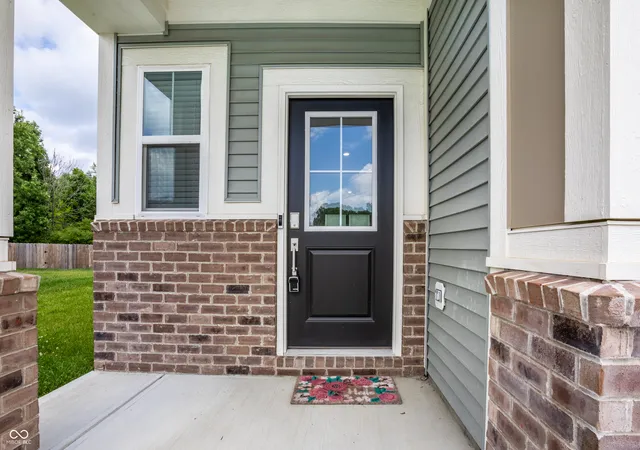 Photo 3 of Single family home for sale at 10038 Sundley Dr, Indianapolis, IN 46239 | MLS# 22111256 | Listing updated on 2026-08-18