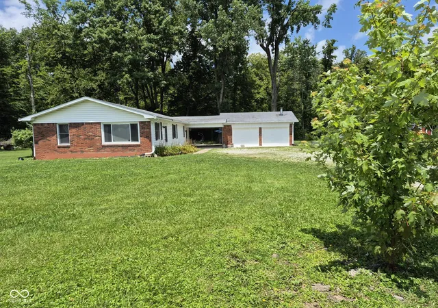 Homes for sale in Indianapolis, IN | 9036 E Raymond St, Indianapolis, IN 46239 | MLS# 22111274