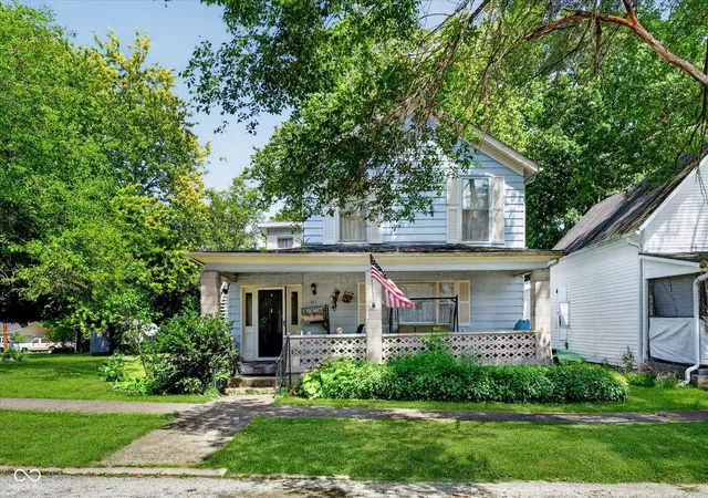 Homes for sale in Knightstown, IN | 211 S Washington St, Knightstown, IN 46148 | MLS# 22111278