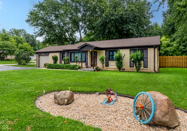 3rd image of 3539 E Southport Rd, Indianapolis, IN 46227 | MLS# 22111284