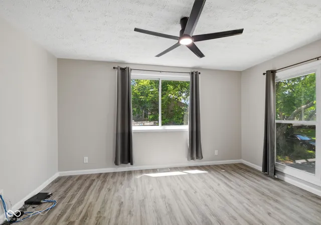 Photo 3 of Single family home for sale at 6025 Westhaven Dr, Indianapolis, IN 46254 | MLS# 22111296 | Listing updated on 2026-08-31