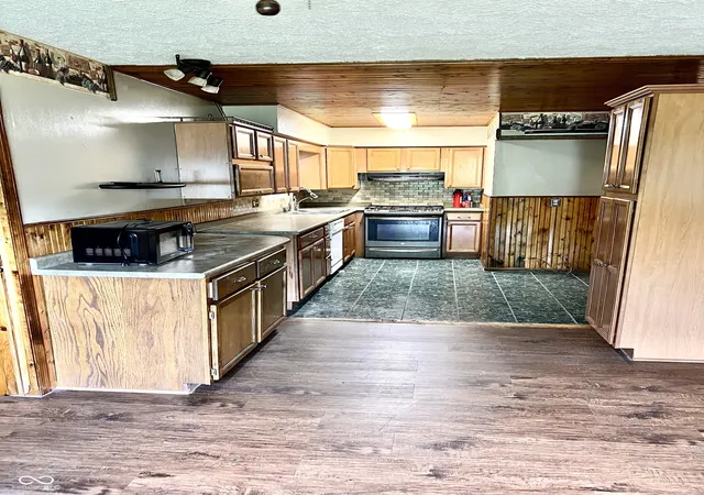 Photo 3 of Single family home for sale at 9715 E 42nd Street, Indianapolis, IN 46235 | MLS# 22111306 | Listing updated on 2026-08-13