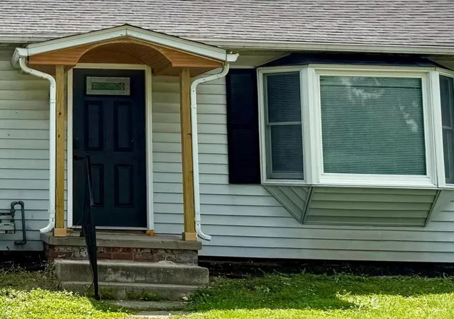 2nd image of 2001 N Hollywood Ave, Muncie, IN 47304 | MLS# 22111310