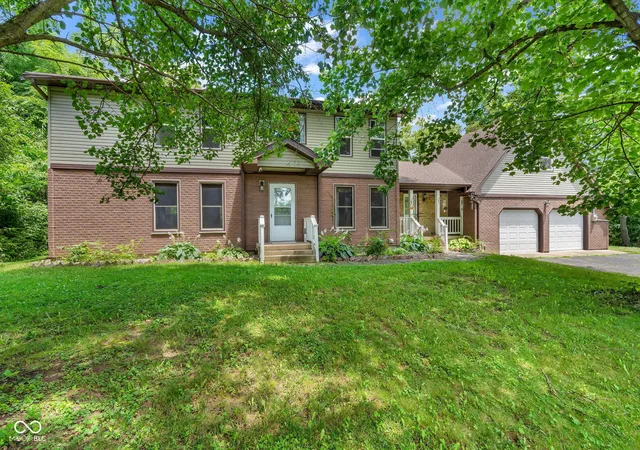 Photo 1 of Sale Pending at 8 Ml Springs, Coatesville, IN 46121 | MLS# 22111316 | Listing updated on 2026-09-12