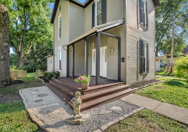 Photo 2 of Single family home for sale at 225 E Jackson, Knightstown, IN 46148 | MLS# 22111317 | Listing updated on 2026-09-18