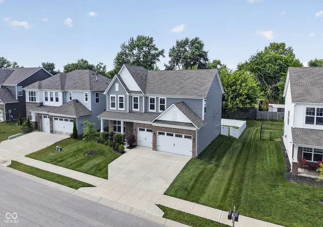 Homes for sale in Danville, IN | 3918 Kensington Dr, Danville, IN 46122 | MLS# 22111321