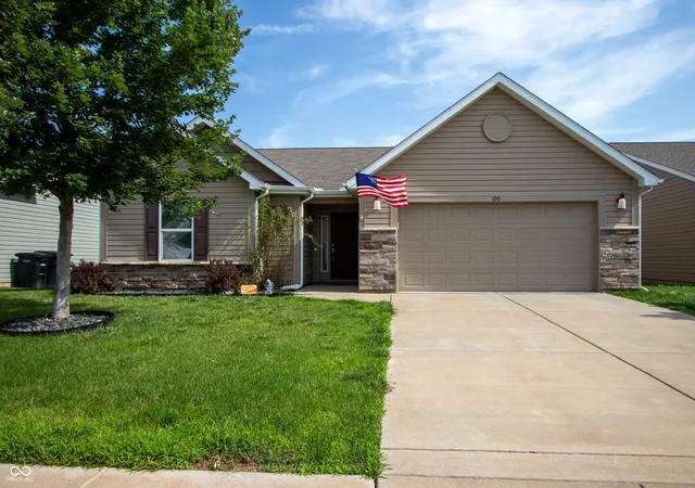 Homes for sale in Lafayette, IN | 100 S Rickover Cir, Lafayette, IN 47909 | MLS# 22111322