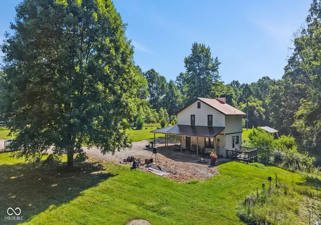 Photo 3 of Sale Pending at 8666 Bear Crk Rd, Morgantown, IN 46160 | MLS# 22111336 | Listing updated on 2026-09-14
