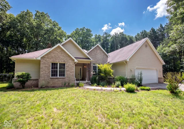 Homes for sale in Plymouth, IN | 12368 Upas Rd, Plymouth, IN 46563 | MLS# 22111368