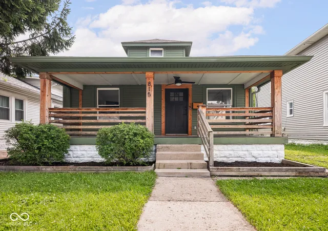 1st image of 815 N Oakland Ave, Indianapolis, IN 46201 | MLS# 22111369