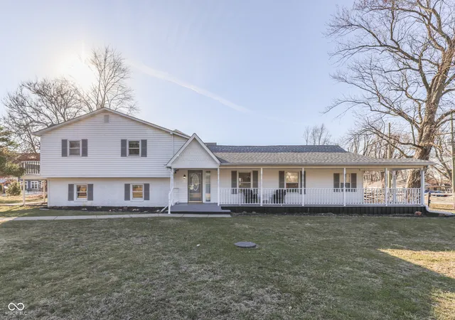 1st image of 6125 E Edgewood, Indianapolis, IN 46237 | MLS# 22111370