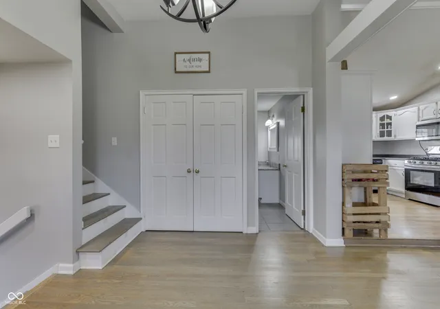 4th image of 6125 E Edgewood, Indianapolis, IN 46237 | MLS# 22111370