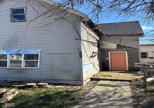 Homes for sale in Elwood, IN | 803 N 13th St, Elwood, IN 46036 | MLS# 22111375