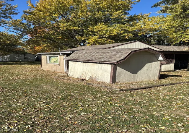 Homes for sale in Elwood, IN | 2527 N E St, Elwood, IN 46036 | MLS# 22111376