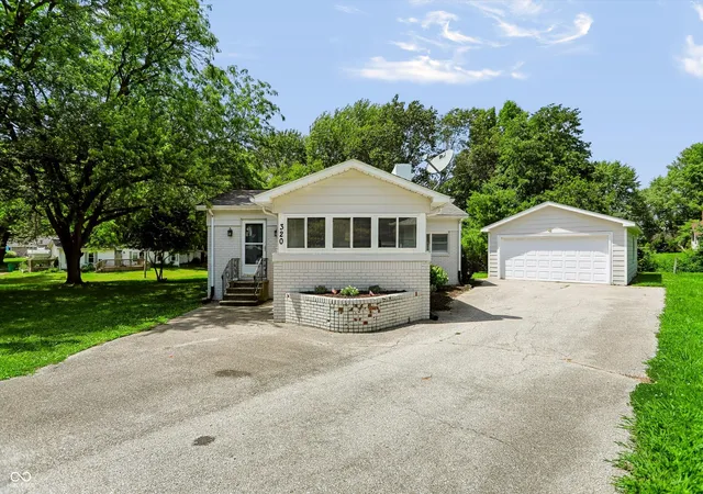1st image of 320 W Ash St, Jamestown, IN 46147 | MLS# 22111378