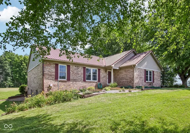 Homes for sale in Russellville, IN | 7609 W County Road 900 N N, Russellville, IN 46175 | MLS# 22111385