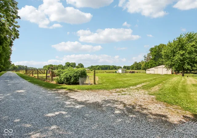 Homes for sale in Russellville, IN | 7609 W County Road 900 N N, Russellville, IN 46175 | MLS# 22111385