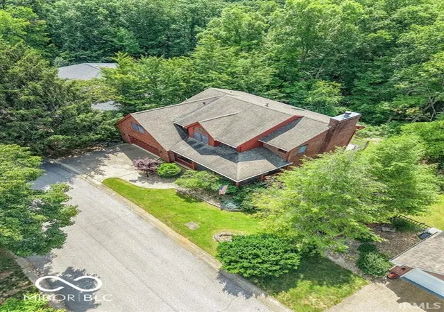 Homes for sale in Bloomington, IN | 9982 S Saint Andrews, Bloomington, IN 47401 | MLS# 22111405
