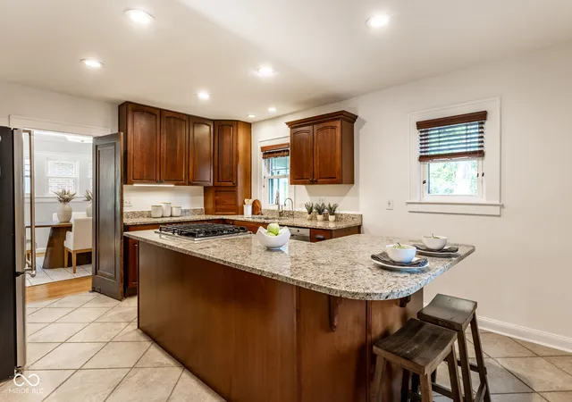 4th image of 5350 N Kenwood Ave, Indianapolis, IN 46208 | MLS# 22111410