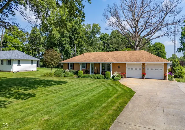 Homes for sale in Alexandria, IN | 1800 E 650 N, Alexandria, IN 46001 | MLS# 22111413