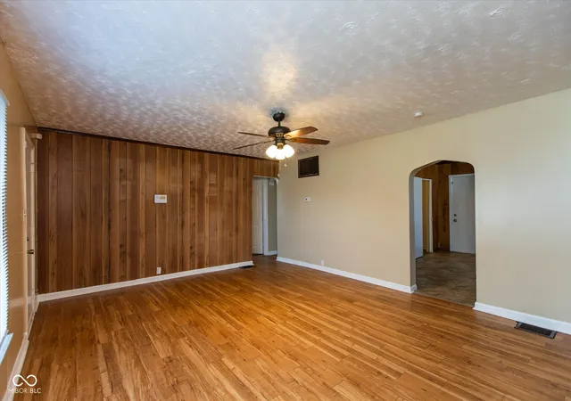 Photo 4 of Sale Pending at 602 S Lyons Ave, Indianapolis, IN 46241 | MLS# 22111416 | Listing updated on 2026-09-08