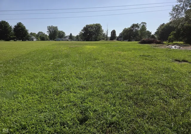 2nd image of 1157 E Mohican Trl E, Greensburg, IN 47240 | MLS# 22111435