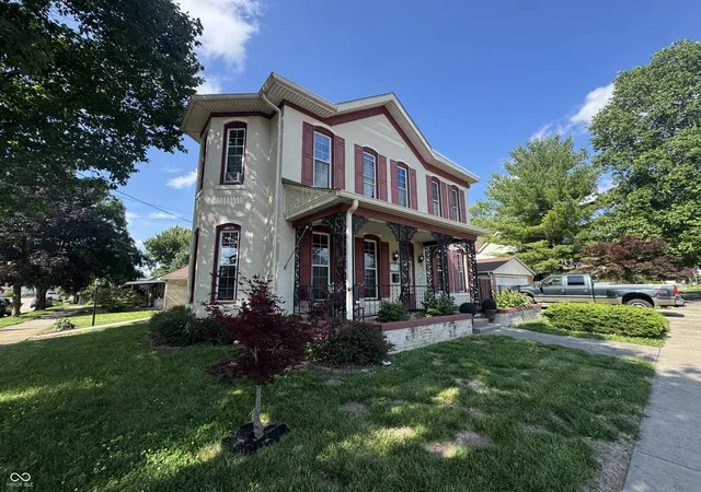 Homes for sale in Greensburg, IN | 704 E Main St, Greensburg, IN 47240 | MLS# 22111452