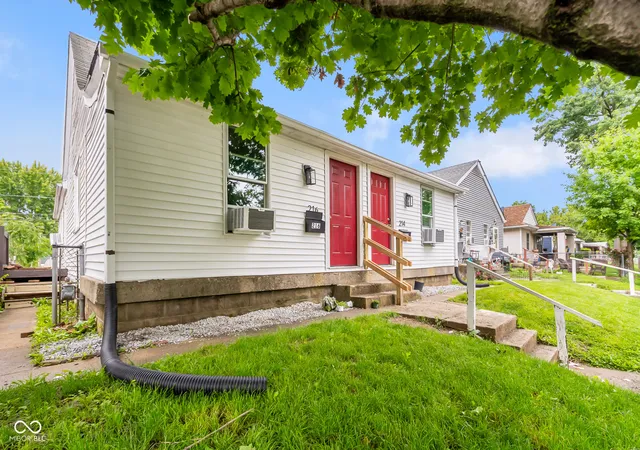 Photo 2 of House for sale at 214 N Forest Ave, Indianapolis, IN 46201 | MLS# 22111463 | Listing updated on 2026-10-01